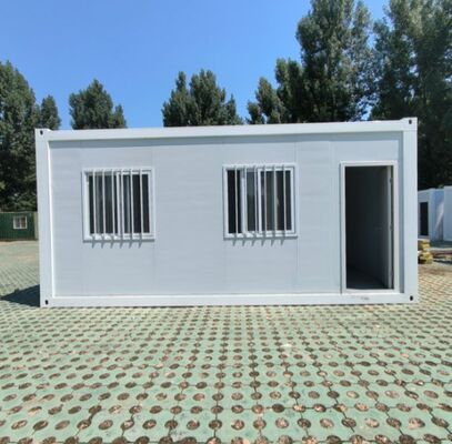 Installation temporaire scénique avec finitions extérieures personnalisées, galvanisation à chaud et installation rapide pour le tourisme et les complexes hôteliers